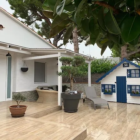 Lovely House Near The Beach Calafell Exterior photo